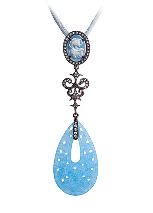 Silver pendant with blue quartz and topaz